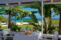 Bild-Jamaica-Inn-15-Deluxe-Verandah-Suite-Room-Service